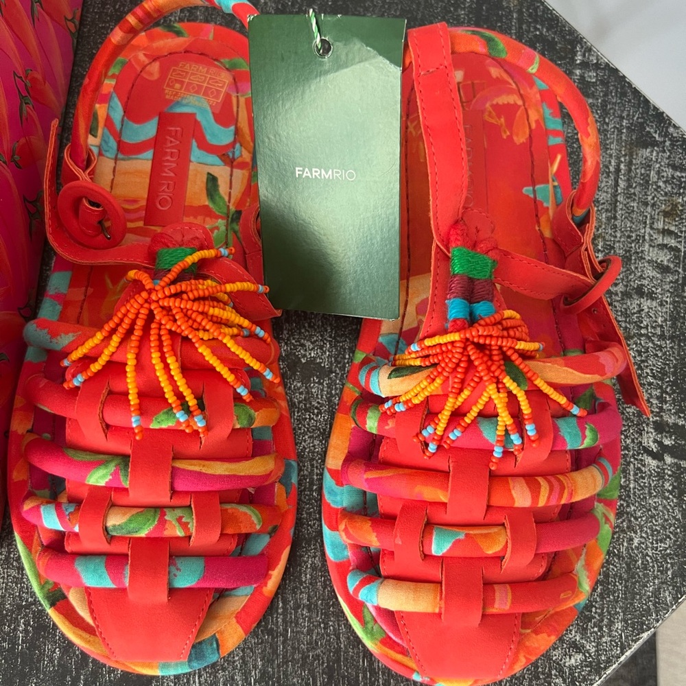 Brand New Farm Rio Sandals!! - Picture 2 of 3